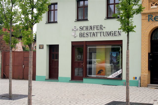 Hausansicht der Schäfer Bestattungen Filiale in Jüterbog